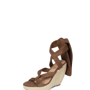 C0011 ZAPATO MERLETT