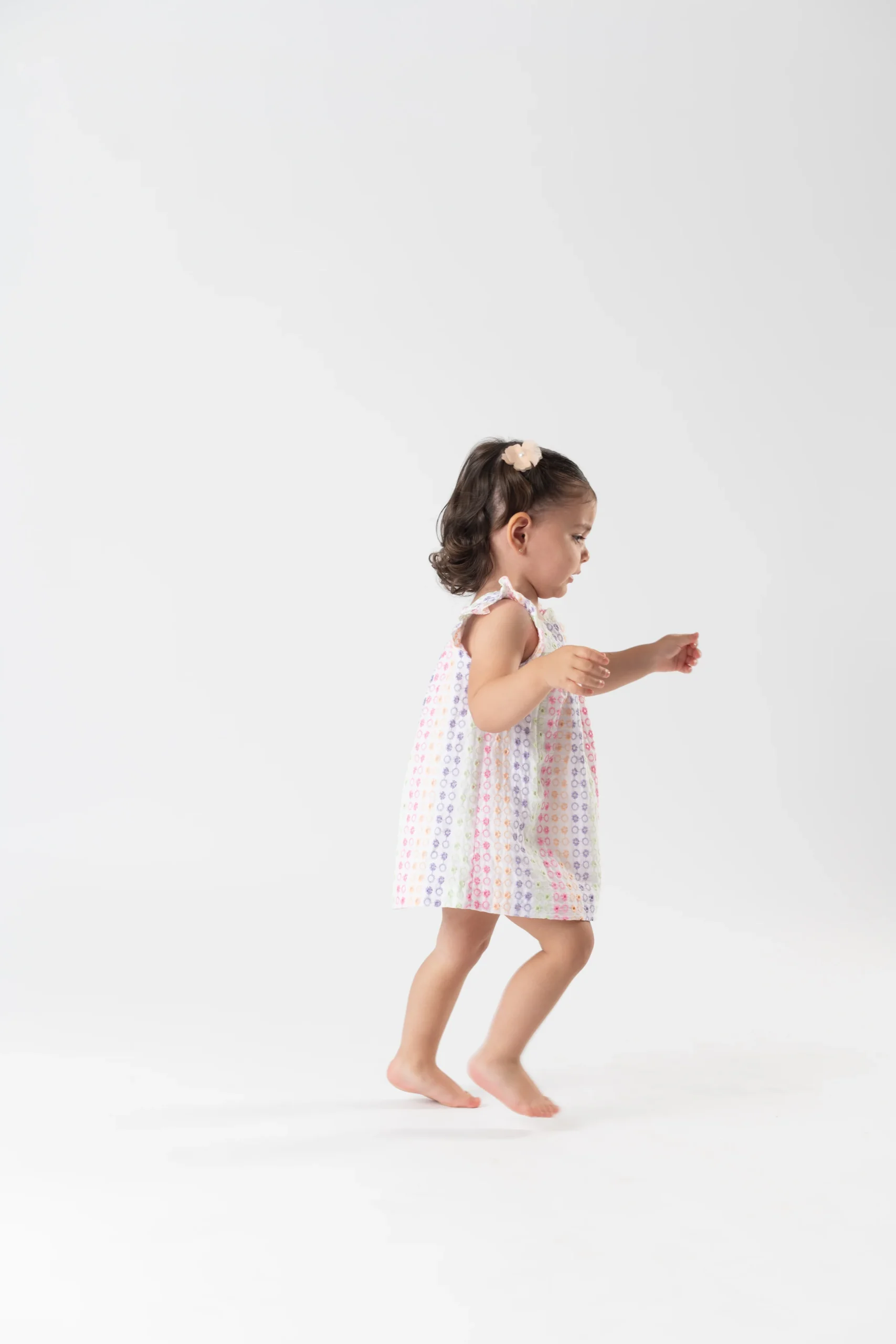 VESTIDO BORDADO MULTICOLOR "ARCOIRIS" - Imagen 4