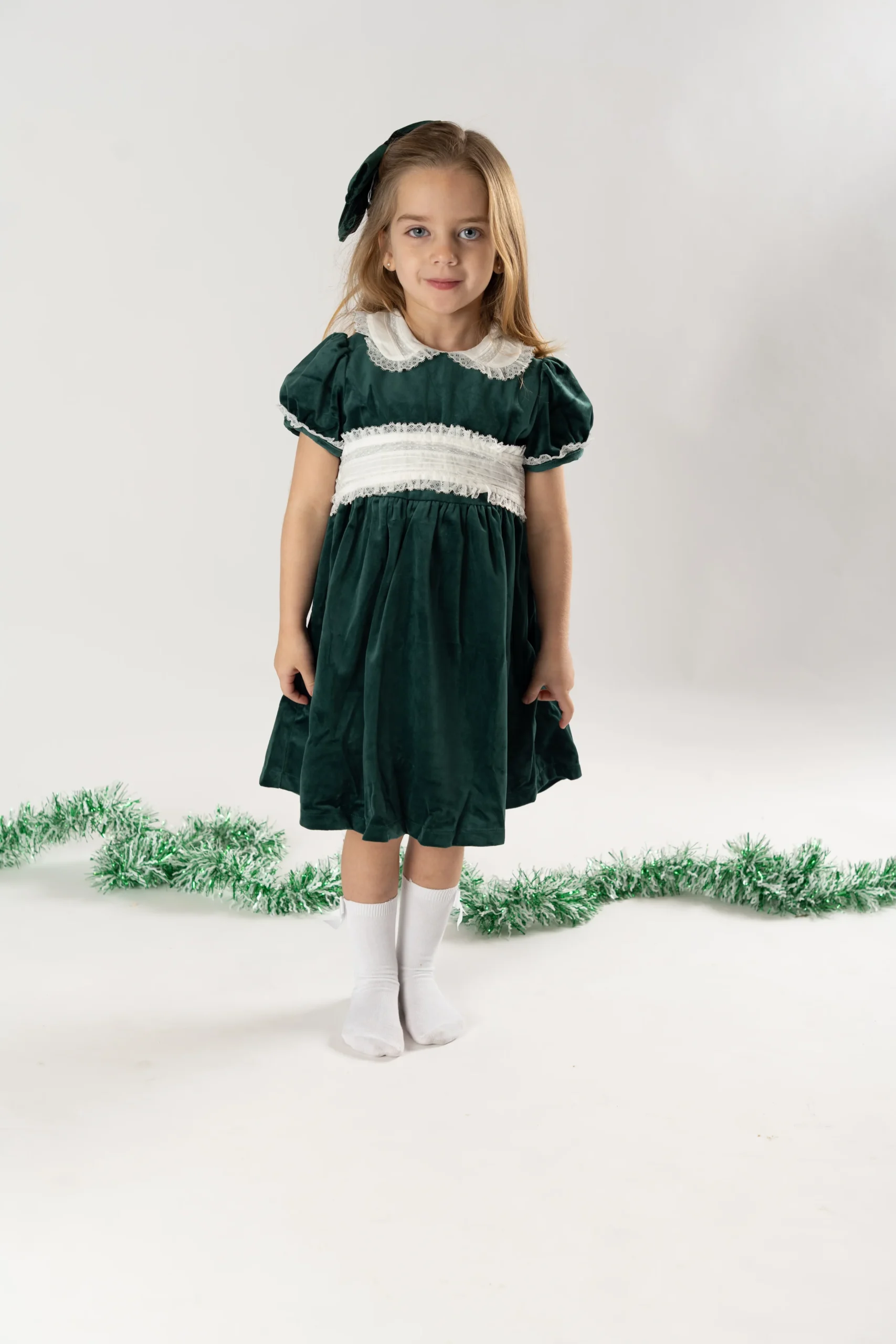 Scarlet Green velvet sash dress - Imagen 6