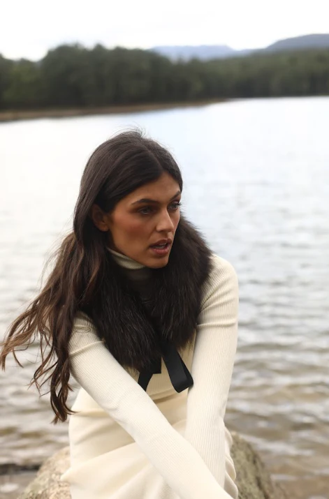 CUELLO LAZADA - Imagen 3