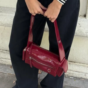 BOLSO ELLIE | CHERRY