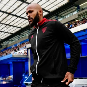 Sudadera negra prematch adulto 25/26