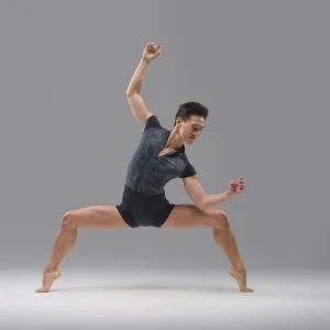 Mono corto RAONI para hombre de Ballet Rosa