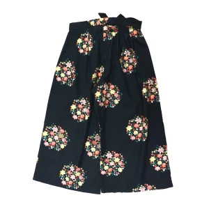 Pantalon Highwaisted Negro con flores