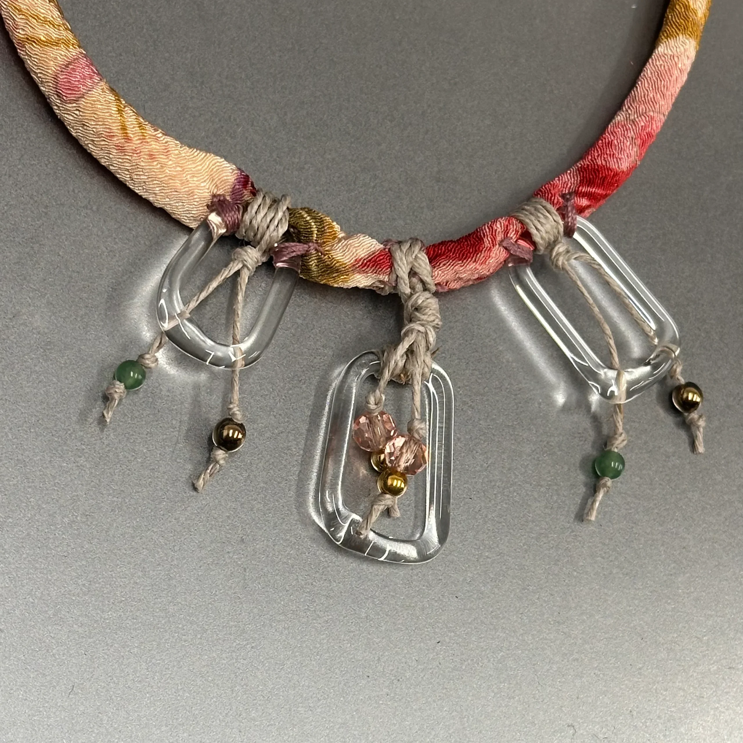 COLLAR SEDA + CRISTAL - Imagen 4