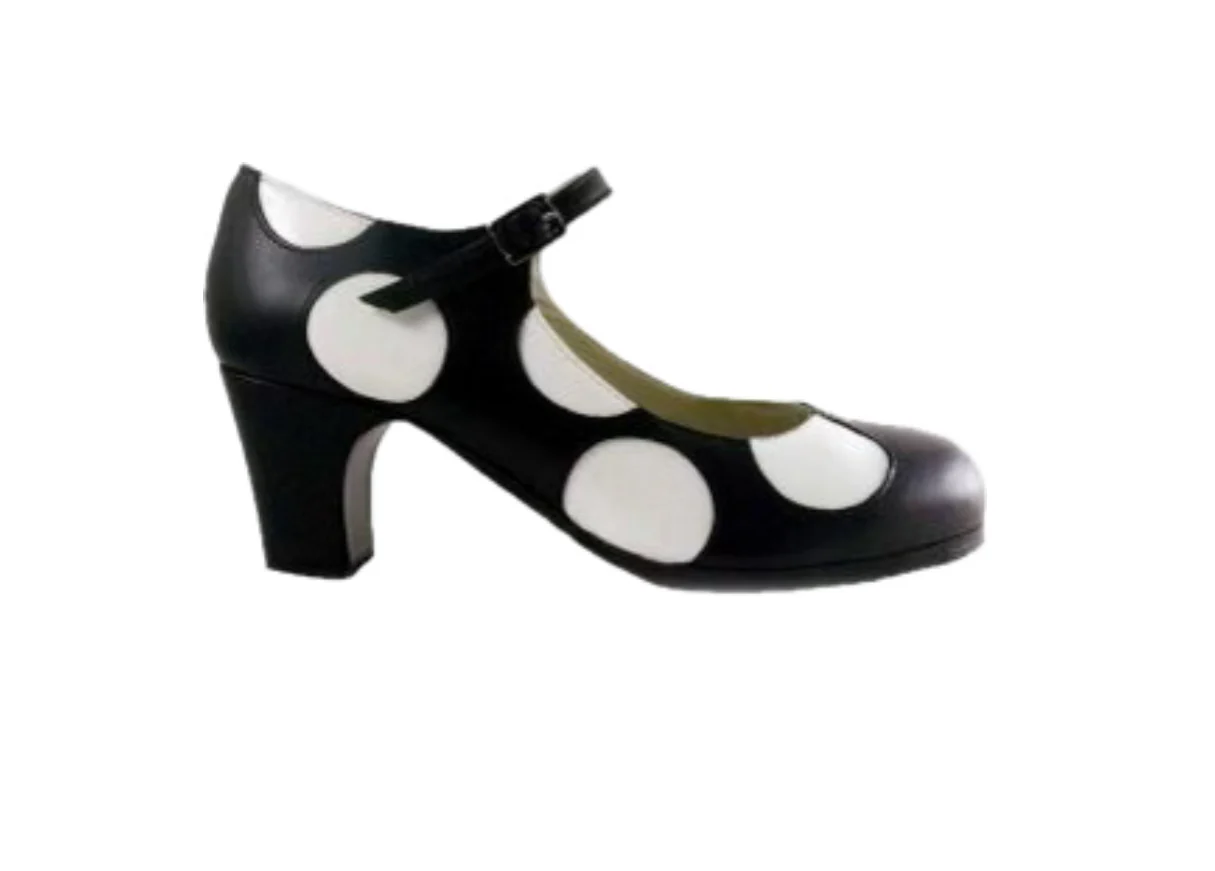 Zapato de flamenco M68 LUNARES de Begoña Cervera - Imagen 5