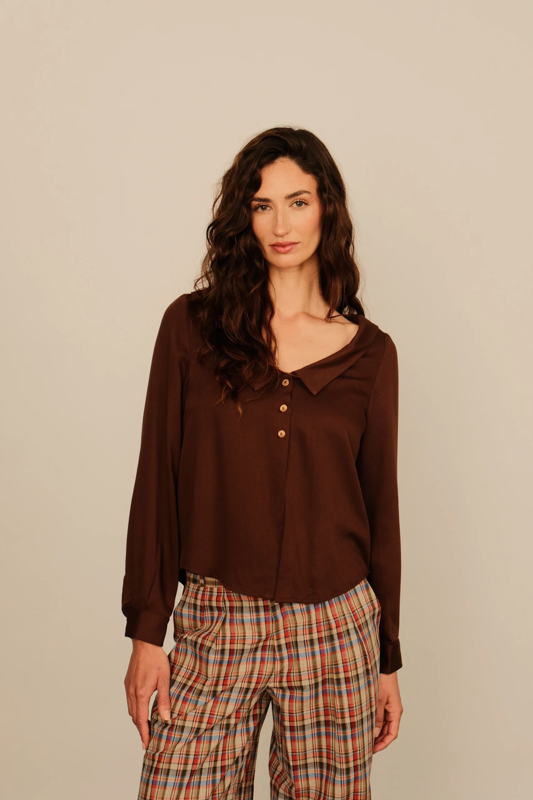 CAMISA GRACA | CHOCOLATE