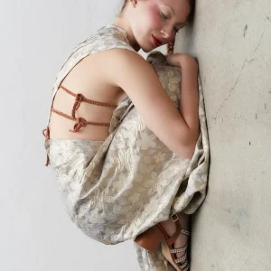 VESTIDO ALEXA VERSIÓN BROCATTO