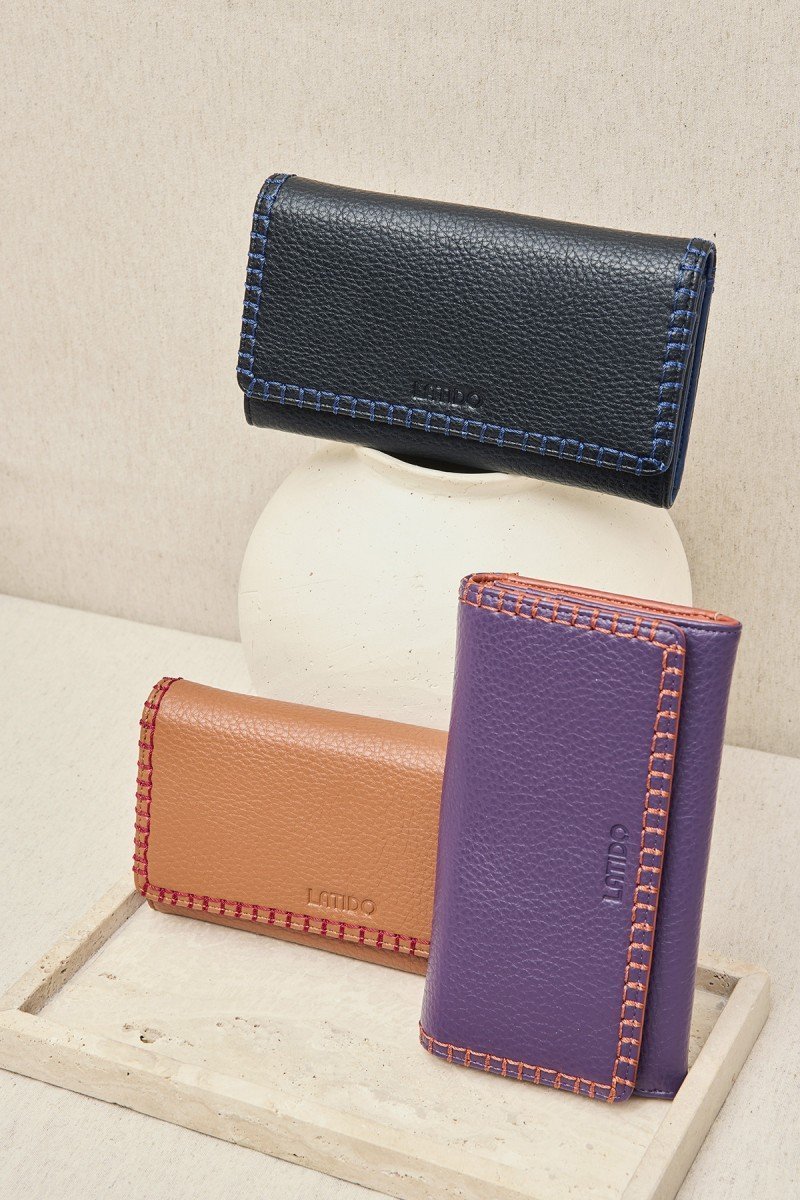 CARTERA MONEDERO GRANDE CON RIBETE