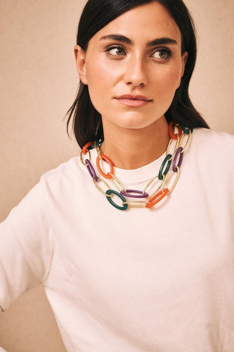 COLLAR ESLABONES ORO Y RESINA