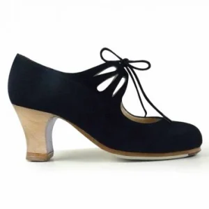 Zapato de flamenco M54 CORDONERA CALADO de Begoña Cervera