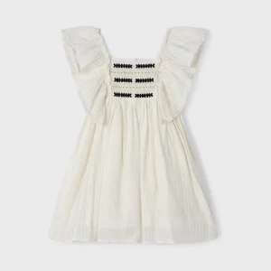 Vestido bordados crema